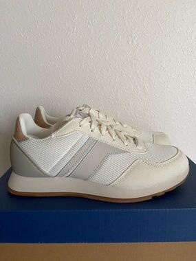 NIB Keds Renaissance Sneakers 7.5M Cream